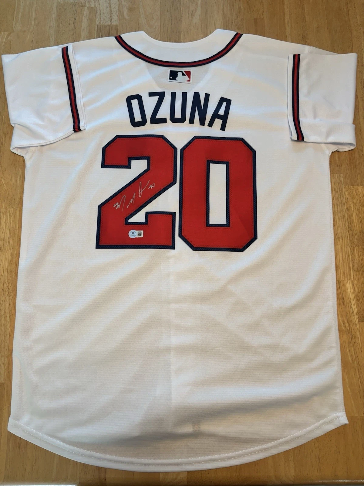 MARCELL OZUNA Signed Autographed Atlanta Braves Jersey . Beckett  Coa