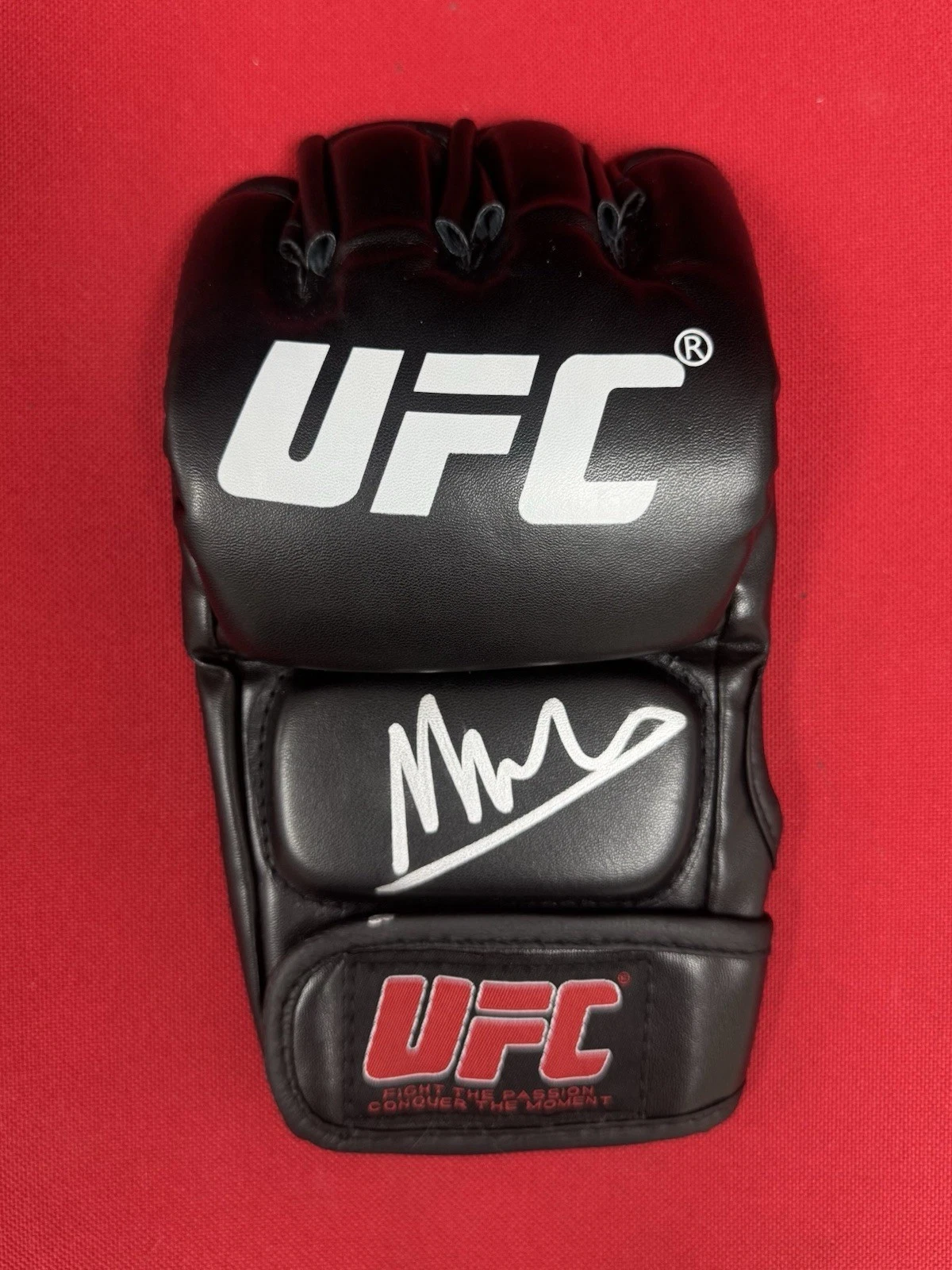Movsar Evloev Fighter Autographed UFC MMA Glove Beckett BAS COA