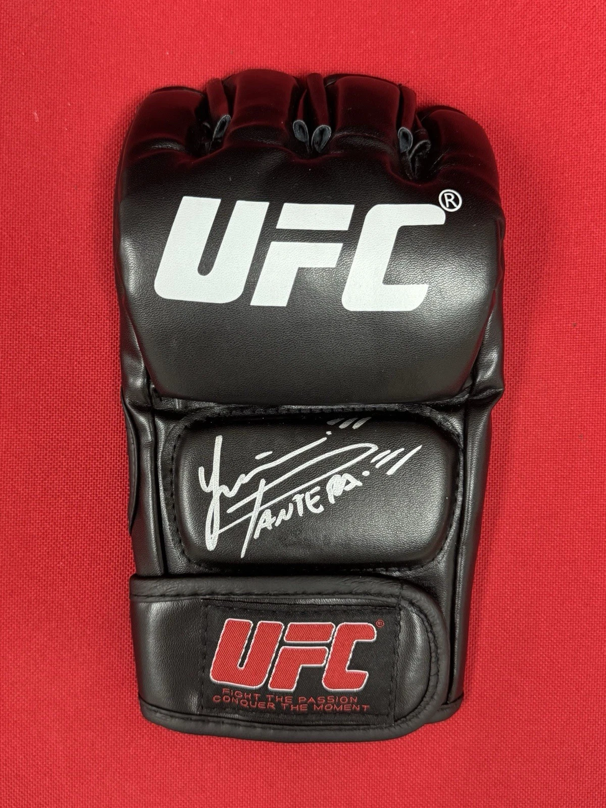 Yair Rodriguez Fighter Autographed UFC MMA Glove Beckett BAS COA