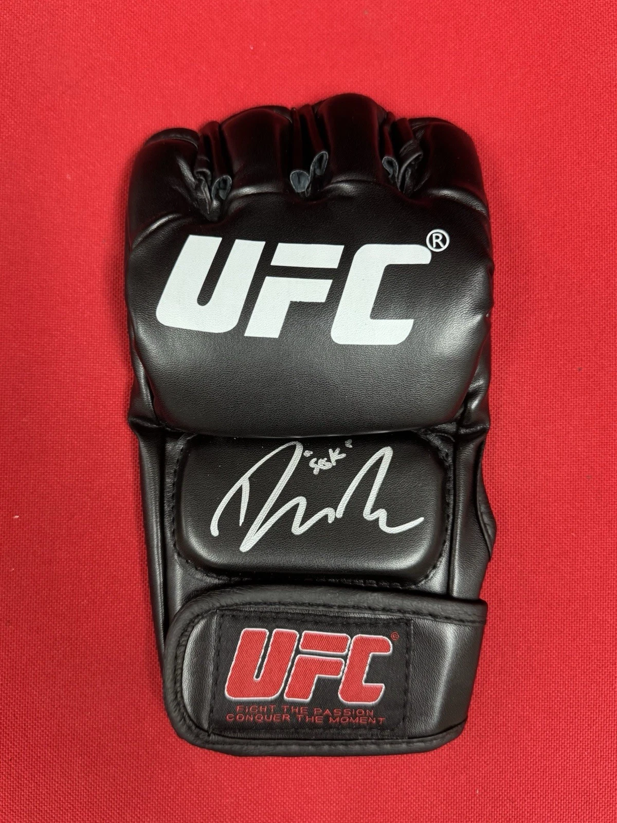 Dan Ige Fighter Autographed UFC MMA Glove “50k” Beckett BAS COA
