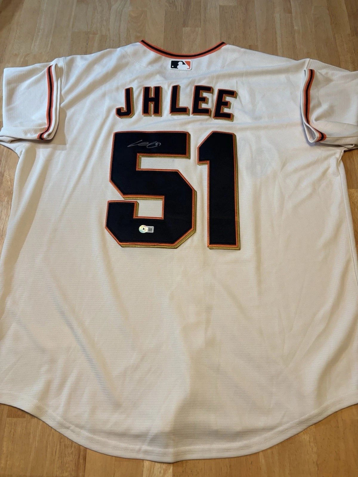 Jung Hoo Lee Signed Autographed San Francisco Giants Jersey Beckett COA