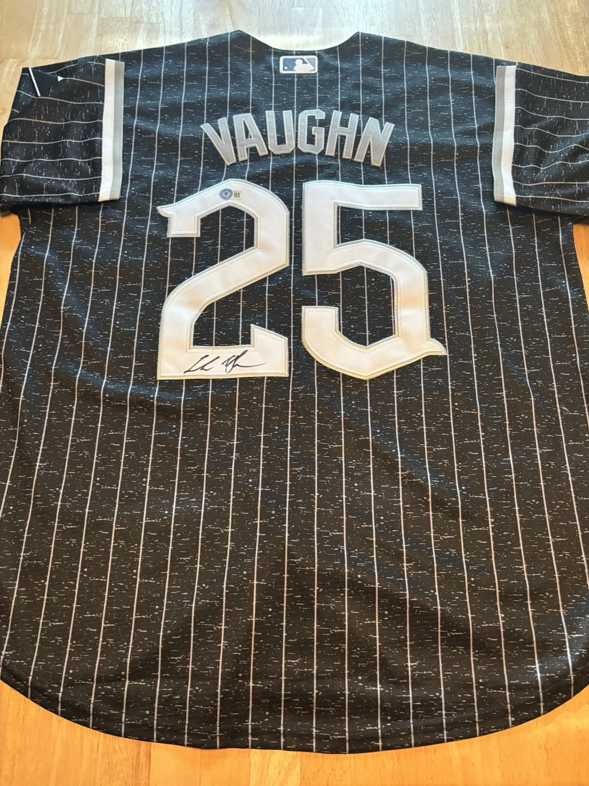 Andrew Vaughn Signed Autographed  Chicago White Sox Jersey City Connect. Beckett