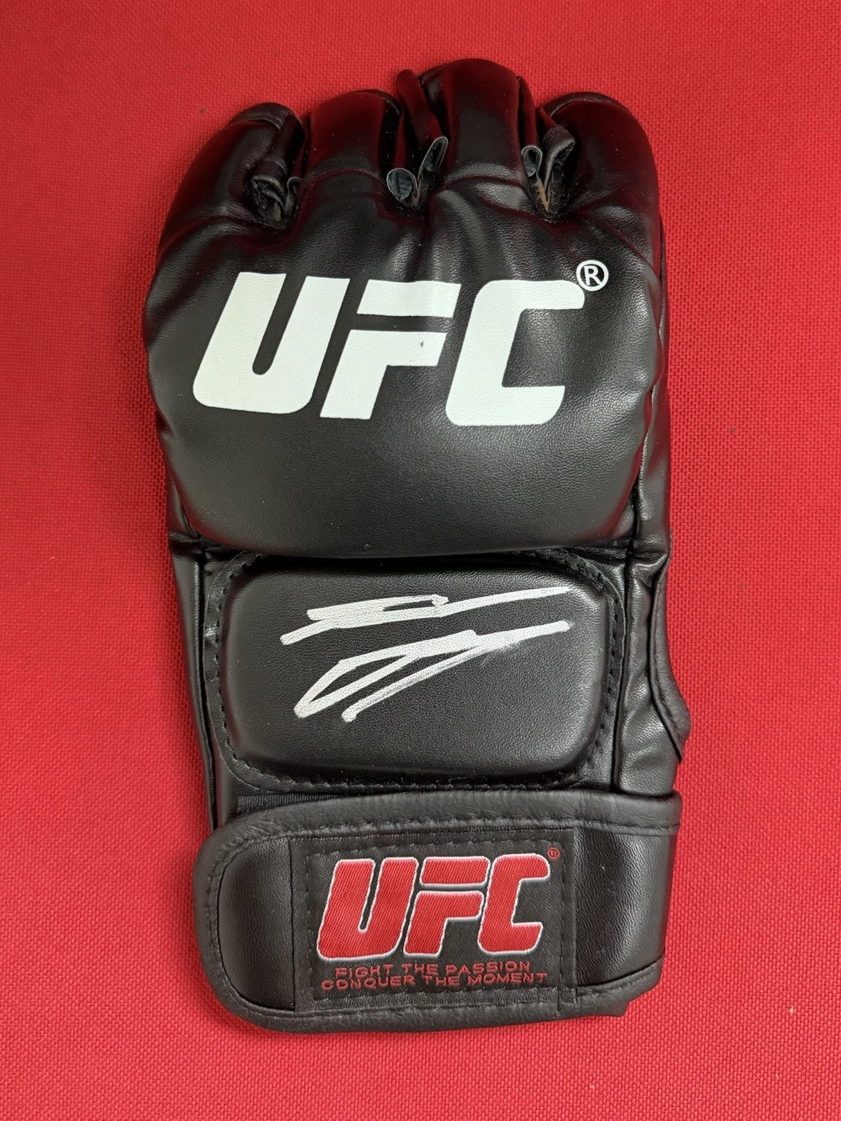 Nate Diaz Fighter Autographed UFC MMA Glove Beckett BAS COA