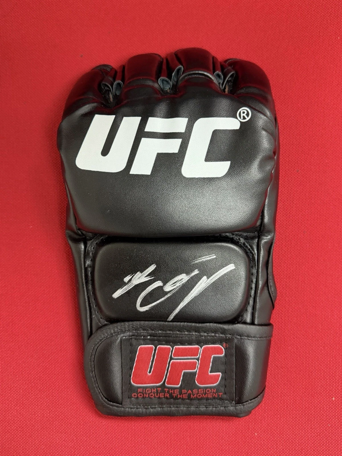 Nate Diaz Fighter Autographed UFC MMA Glove Beckett BAS COA