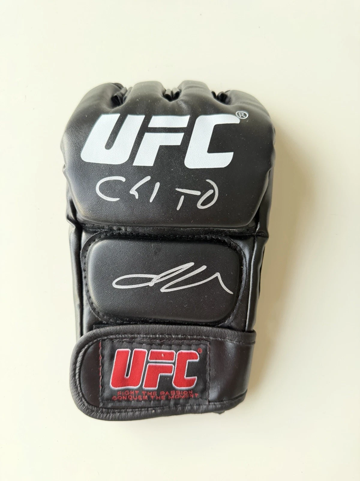 Marlon Vera UFC Fighter Autographed UFC MMA Glove Inscribed “Chito” JSA COA