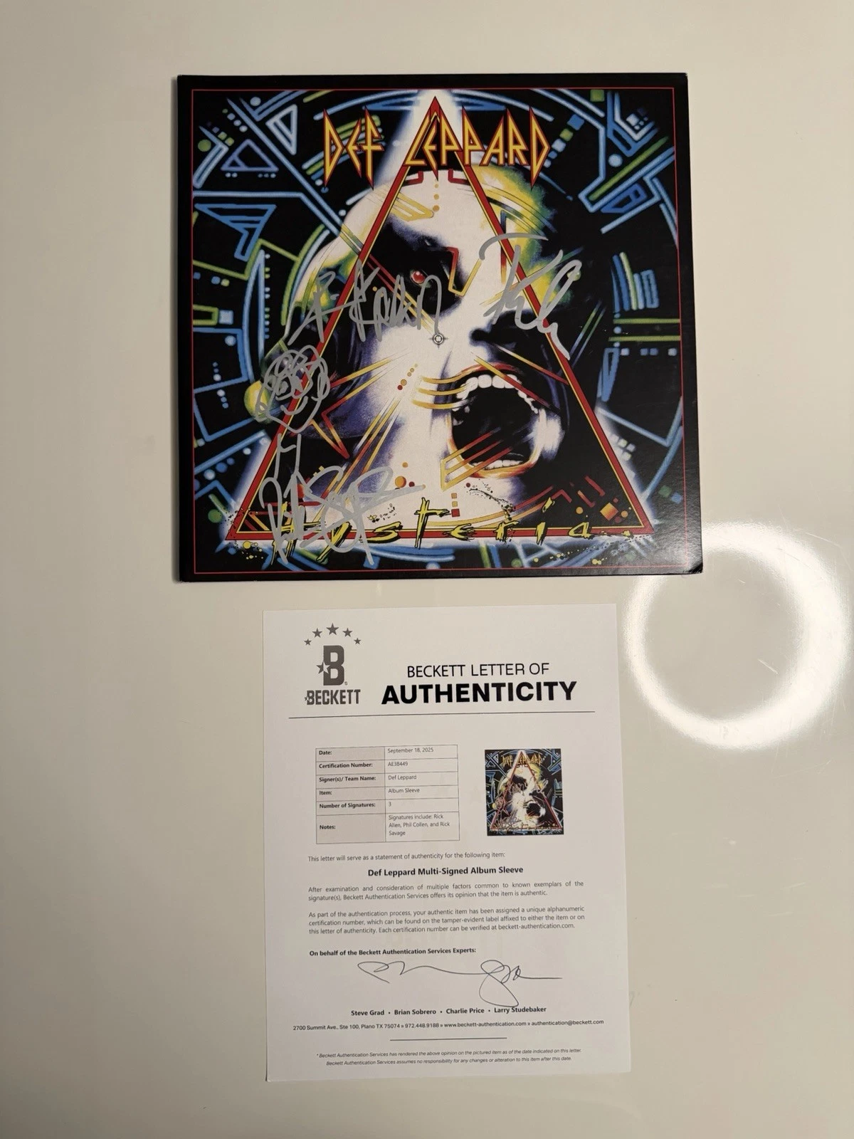 Def Leppard Autographed Hysteria Vinyl Rick Allen Sketch Savage Phil Beckett LOA