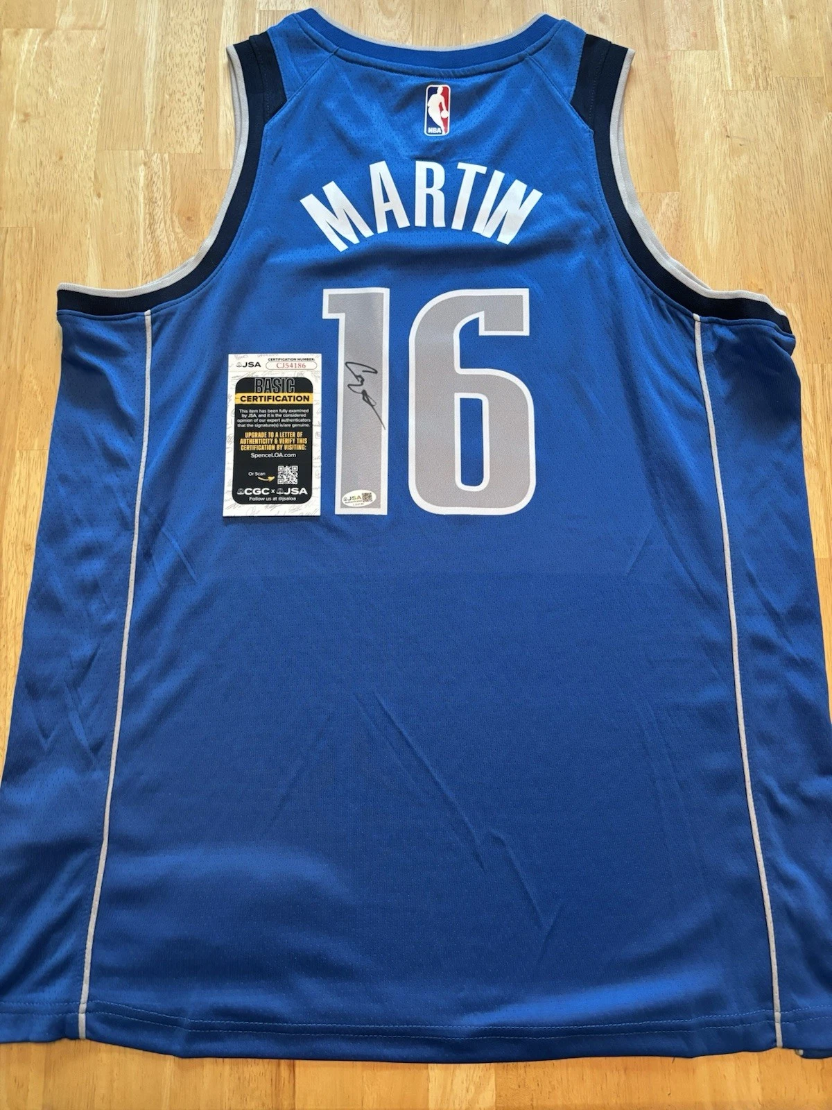 Caleb Martin Signed Autographed Dallas Mavericks Jersey. Jsa Coa Rare