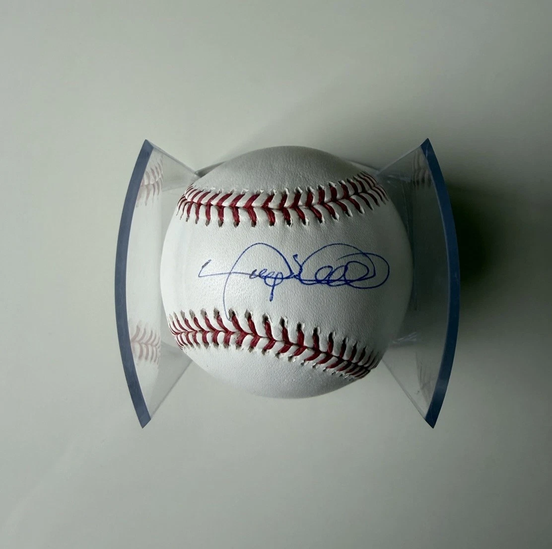 Gary Sheffield New York Yankees Autographed Baseball Beckett