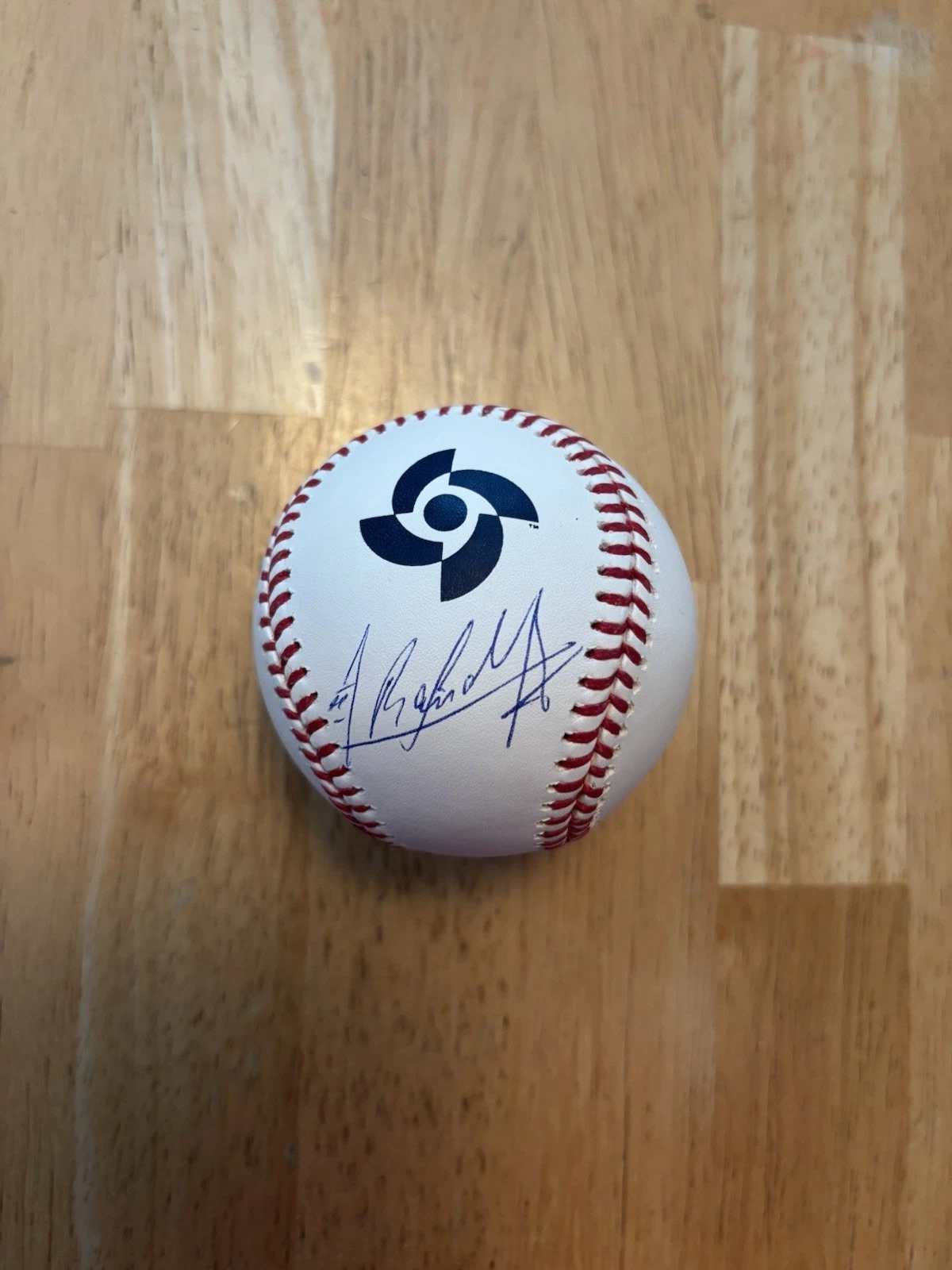 RANDY AROZARENA SIGNED RAWLINGS OFFICAL WBC BASEBALL. Seattle Mariners. Beckett