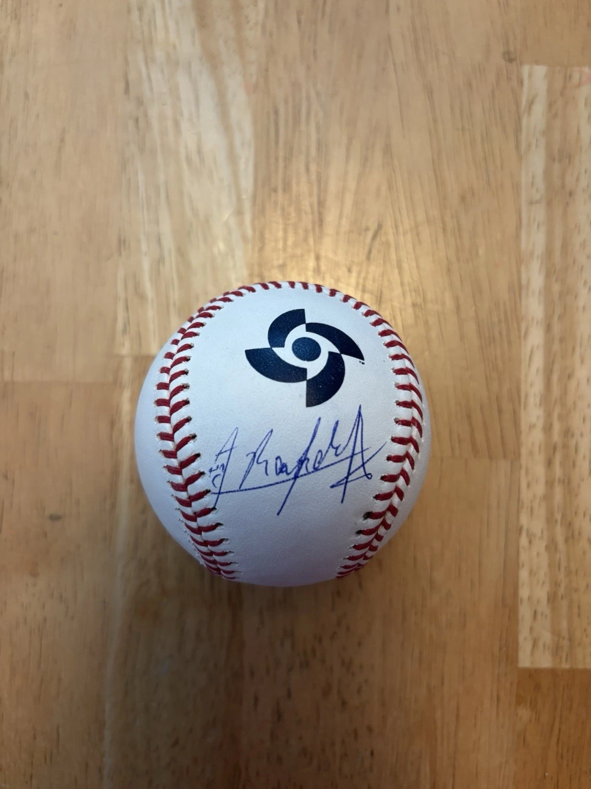 RANDY AROZARENA SIGNED RAWLINGS OFFICAL WBC BASEBALL. Seattle Mariners. Beckett