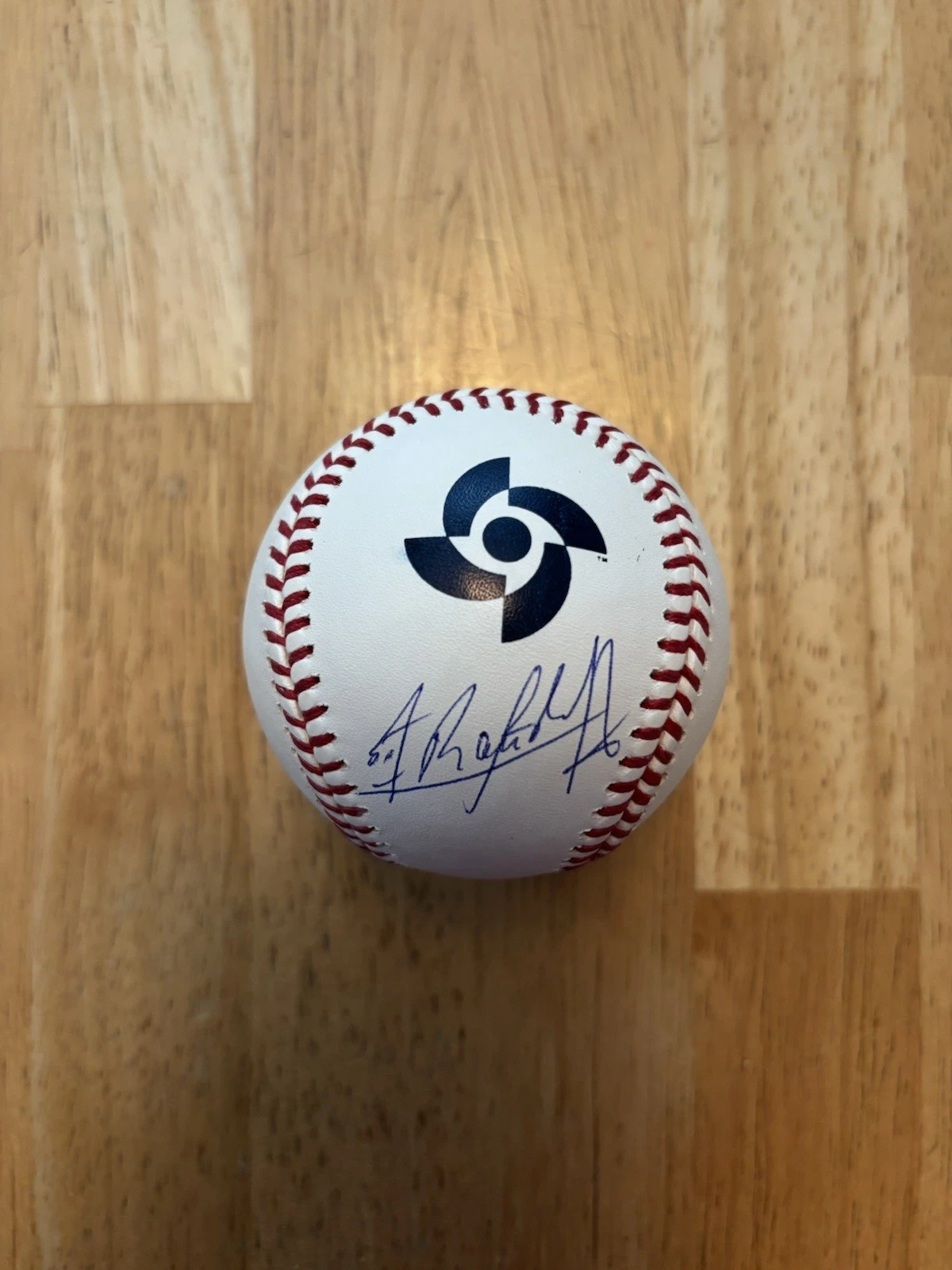 RANDY AROZARENA SIGNED RAWLINGS OFFICAL WBC BASEBALL. Seattle Mariners. Beckett