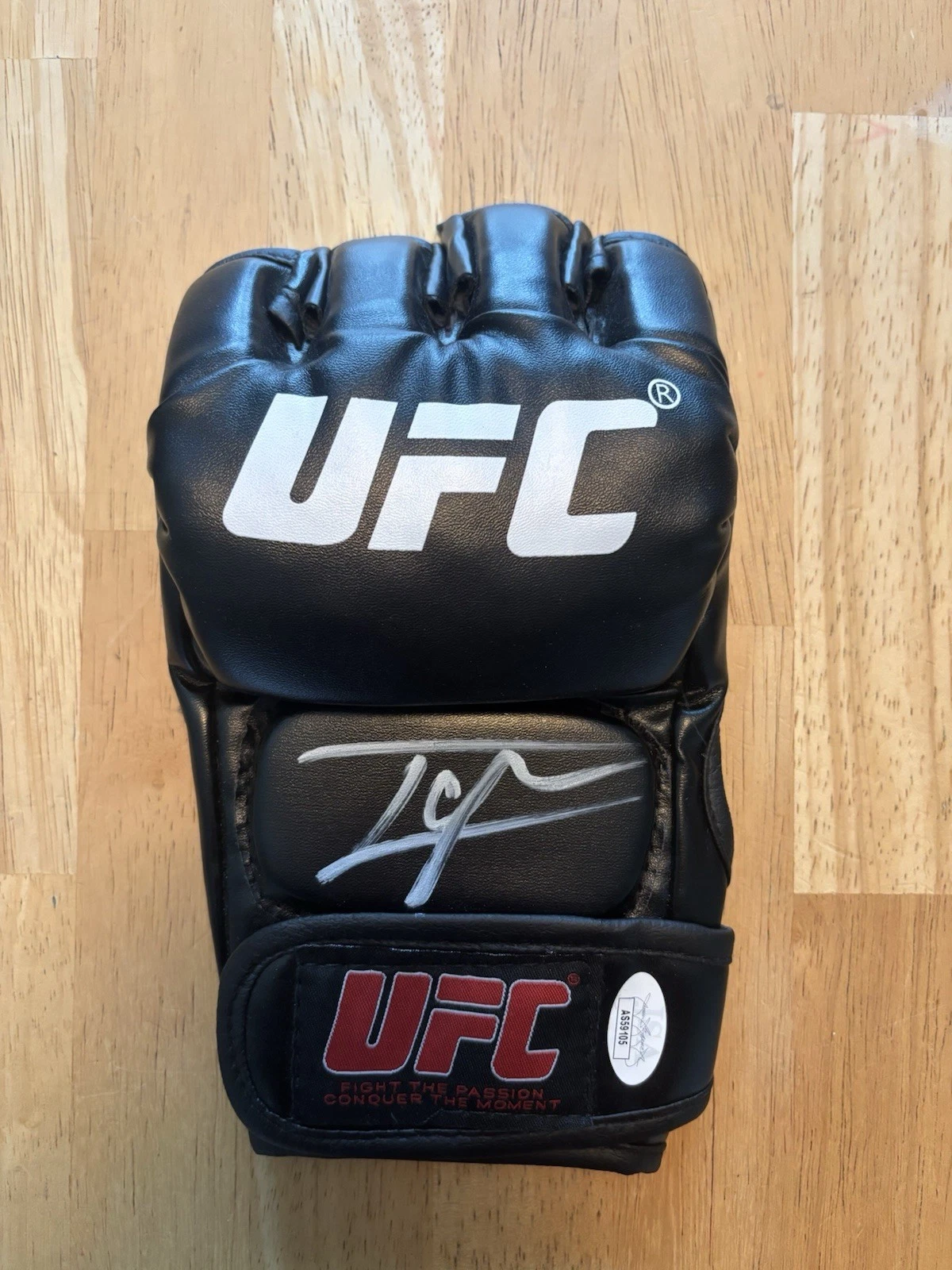 Ilia Topuria Fighter Autographed Signed UFC Glove MMA Champ JSA COA. Rare
