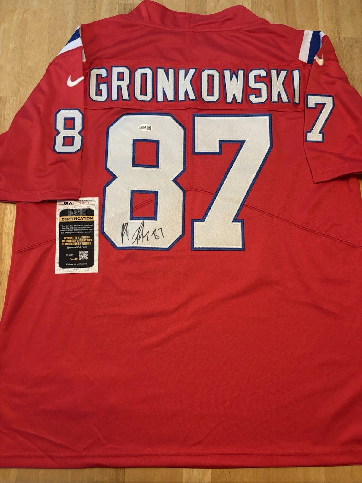 Rob Gronkowski Signed Autographed New England Patriots Jersey. JSA Coa . Gronk