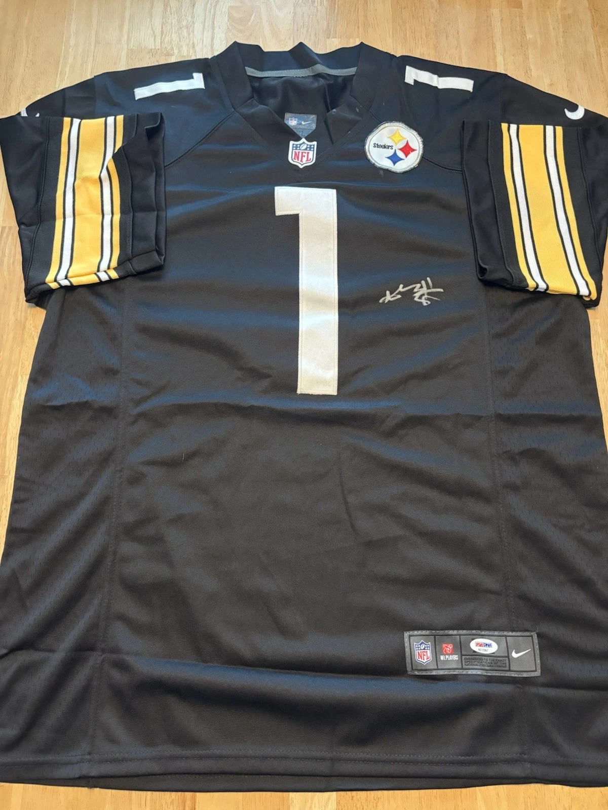 Antonio Brown Signed Autographed Pittsburgh Steelers Jersey. Psa Coa