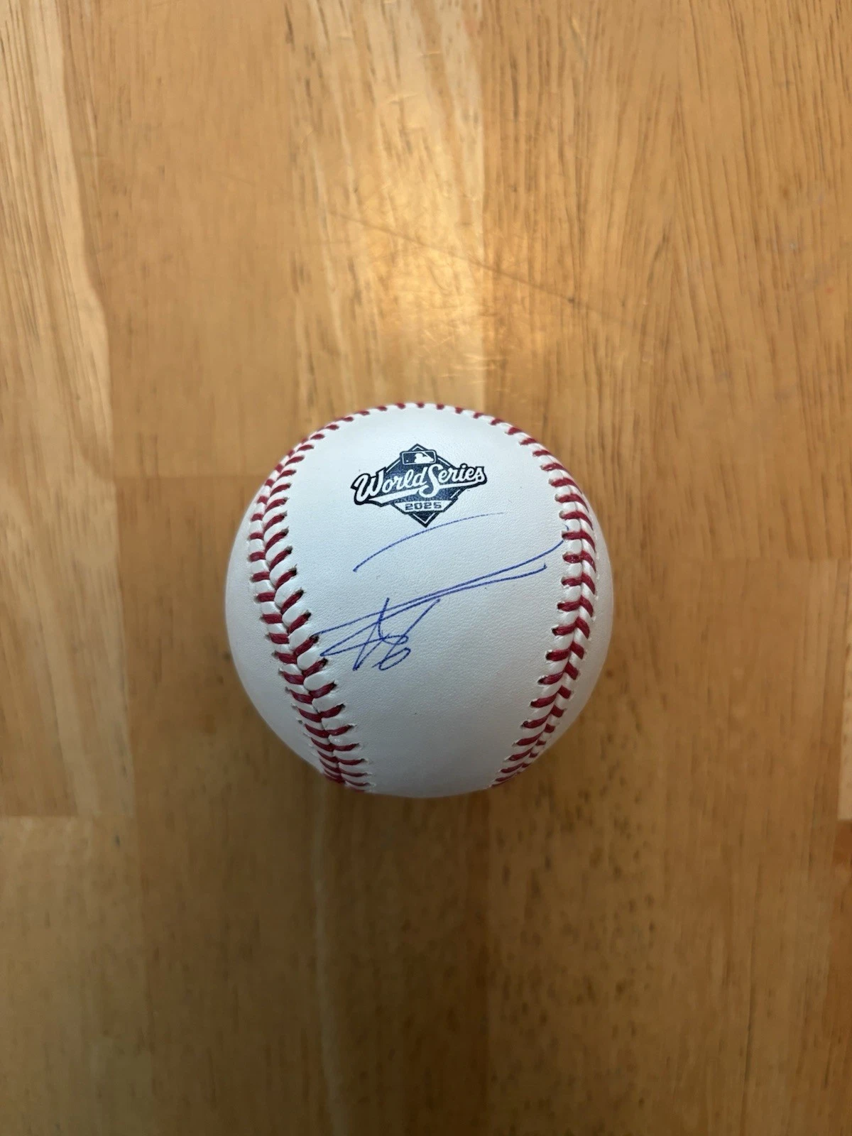 Hyeseong Kim Signed Autographed 2025 World Series Baseball LA Dodgers. Beckett