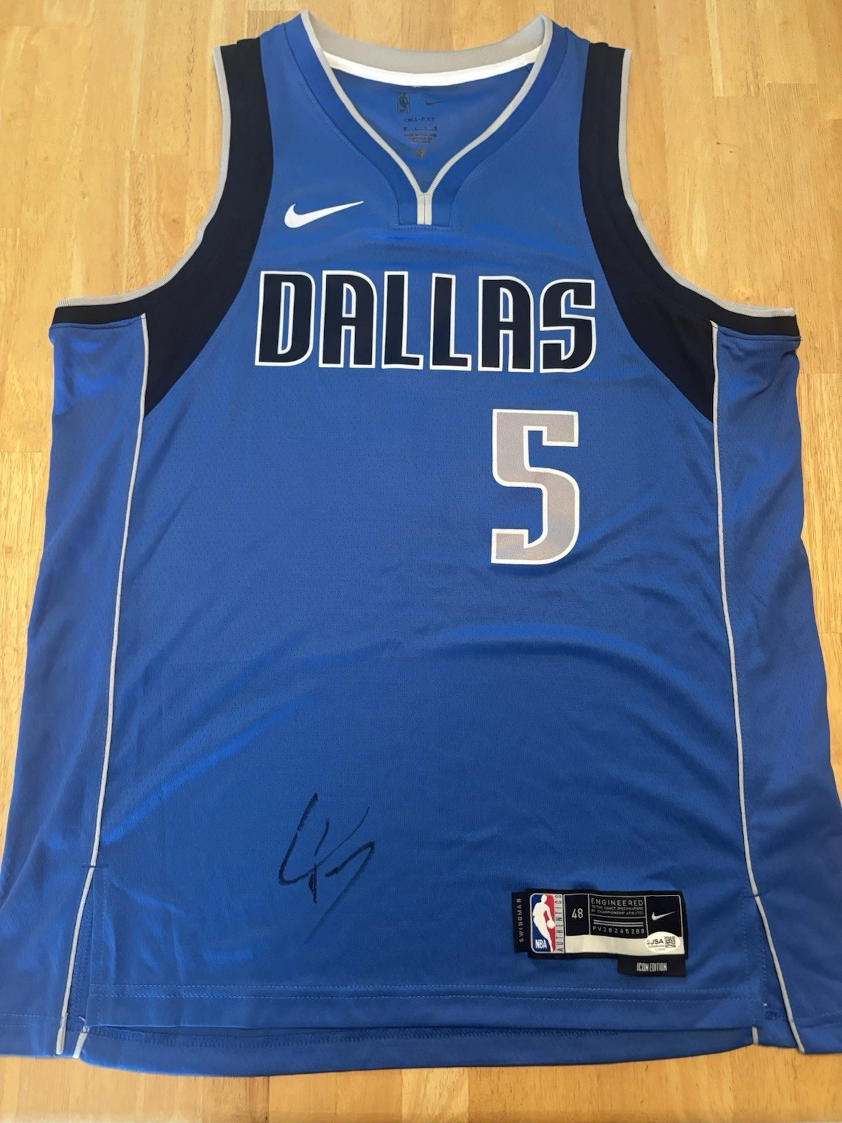 Cooper Flagg Signed Autographed Dallas Mavericks  Jersey JSA Coa. Read! Rare