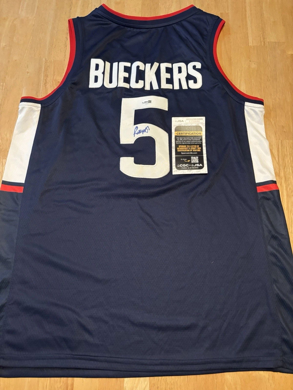 Paige Bueckers Autographed Signed  UConn Huskies Jersey. JSA Coa