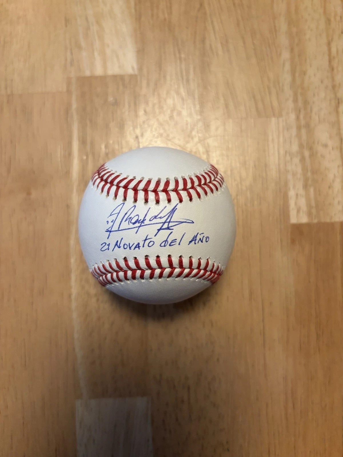 Randy Arozarena Signed Autographed Baseball Inscribed 21 Novato del Ano Beckett