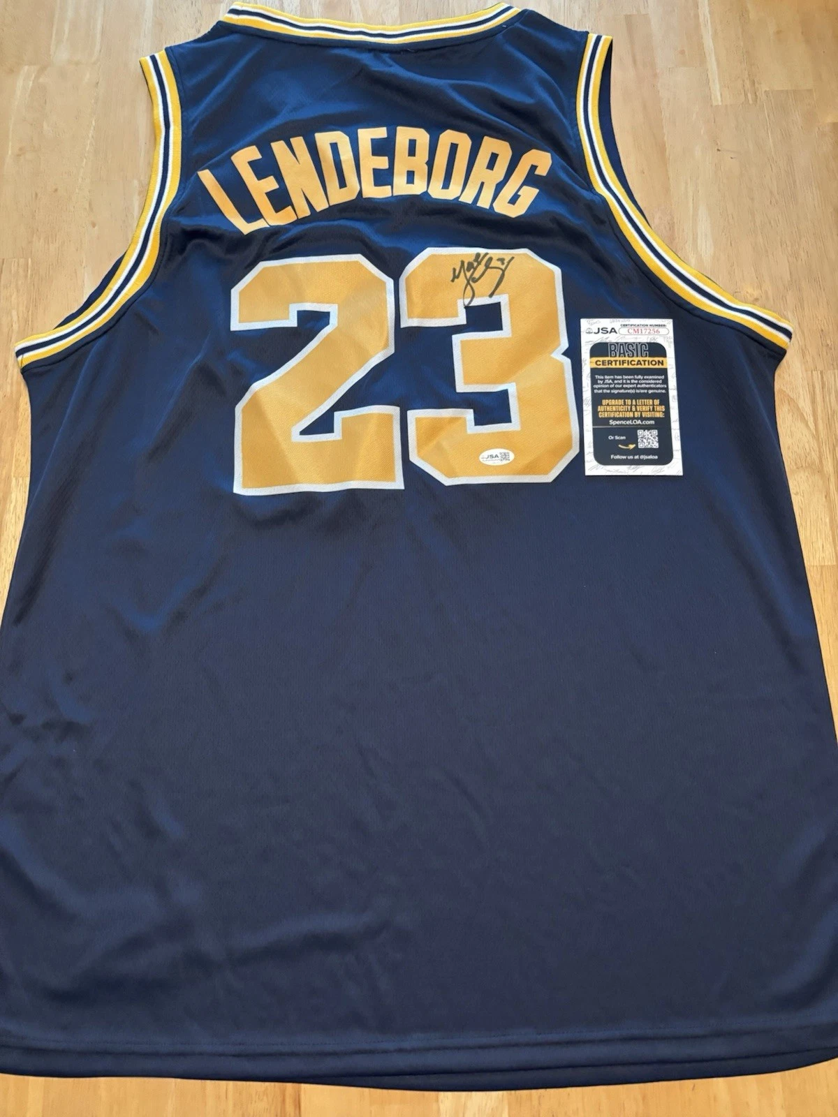 YAXEL LENDEBORG signed autographed MICHIGAN WOLVERINES Jersey. Jsa Coa . Champs!