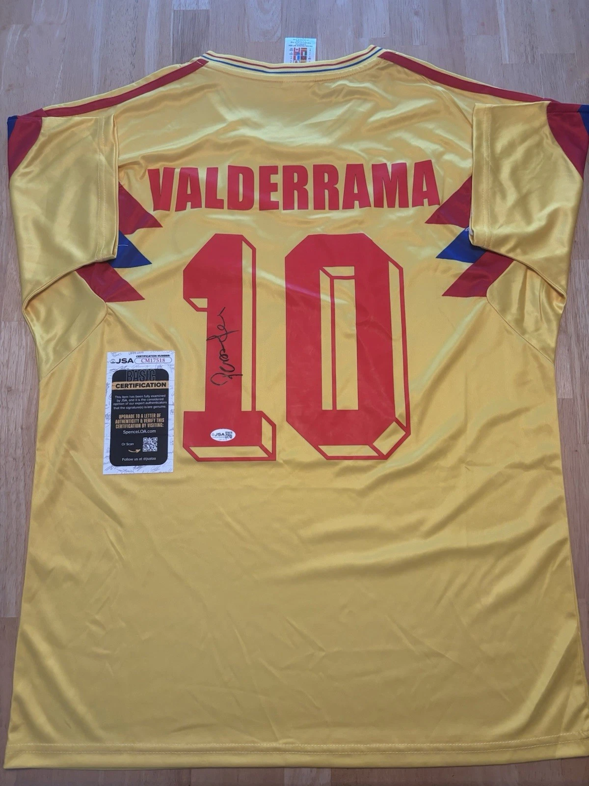 Pibe Carlos Valderrama Signed Autographed Colombia Soccer Jersey. JSA Coa. Rare