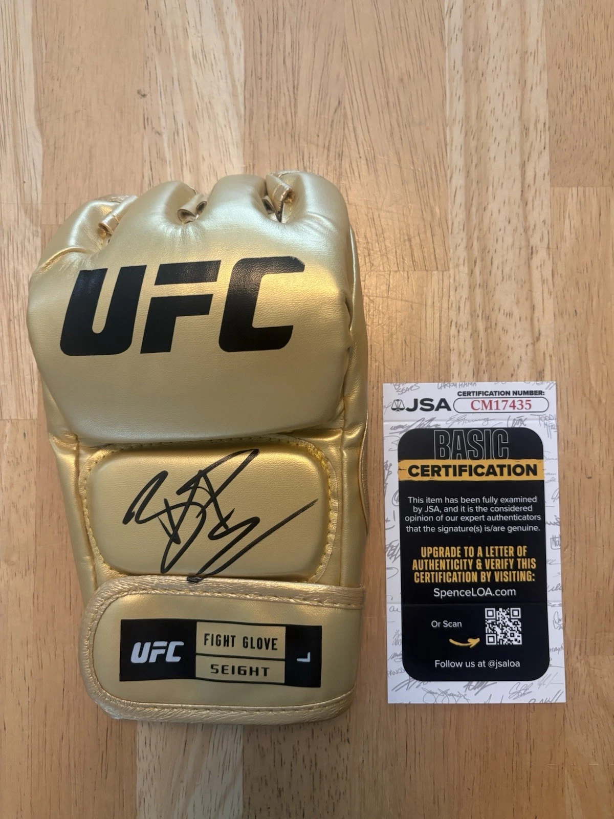 Jiri Prochazka  Autographed Signed Gold UFC MMA Glove JSA Coa Rare. BJP