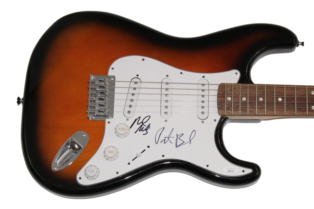 PETER BUCK & MIKE MILLS SIGNED AUTOGRAPH FENDER ELECTRIC GUITAR - REM W/ JSA COA