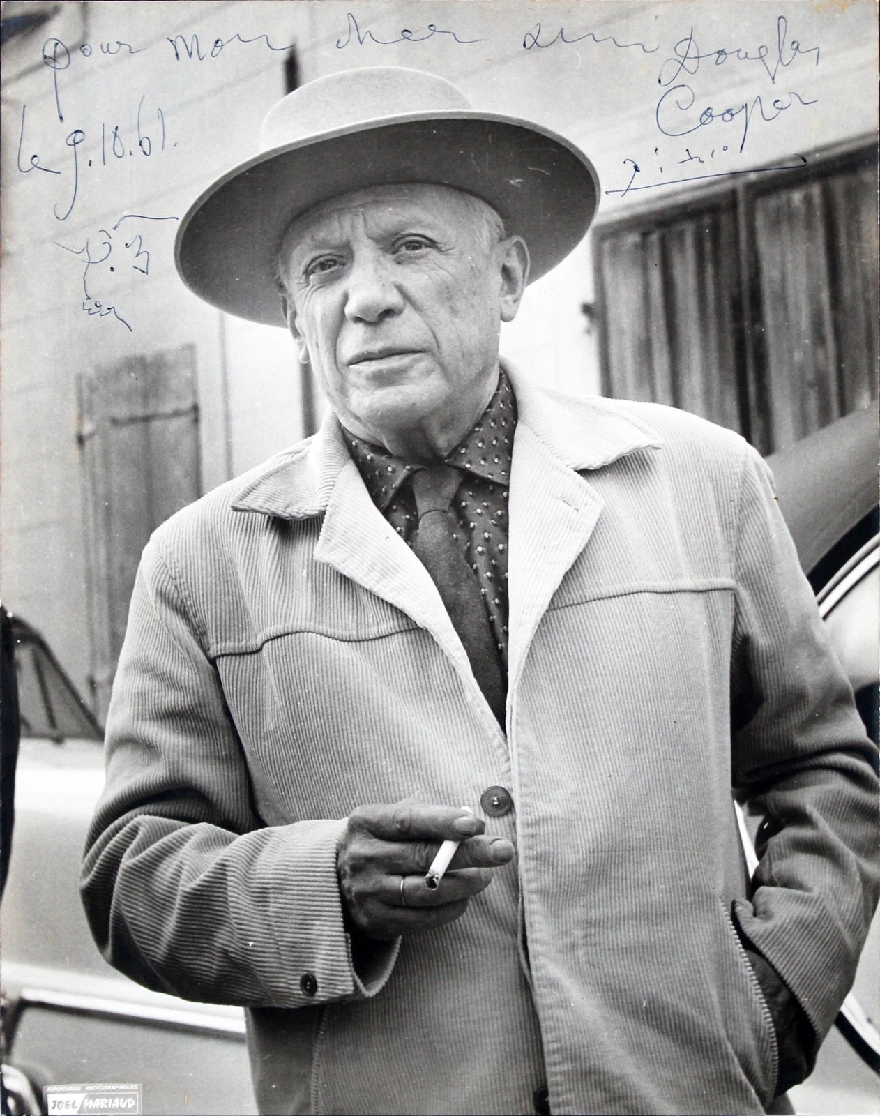 PABLO PICASSO AUTHENTIC SIGNED 9×11.5 B&W PHOTO W/ BULL SKETCH BAS #AI00150 COLLECTIBLE MEMORABILIA