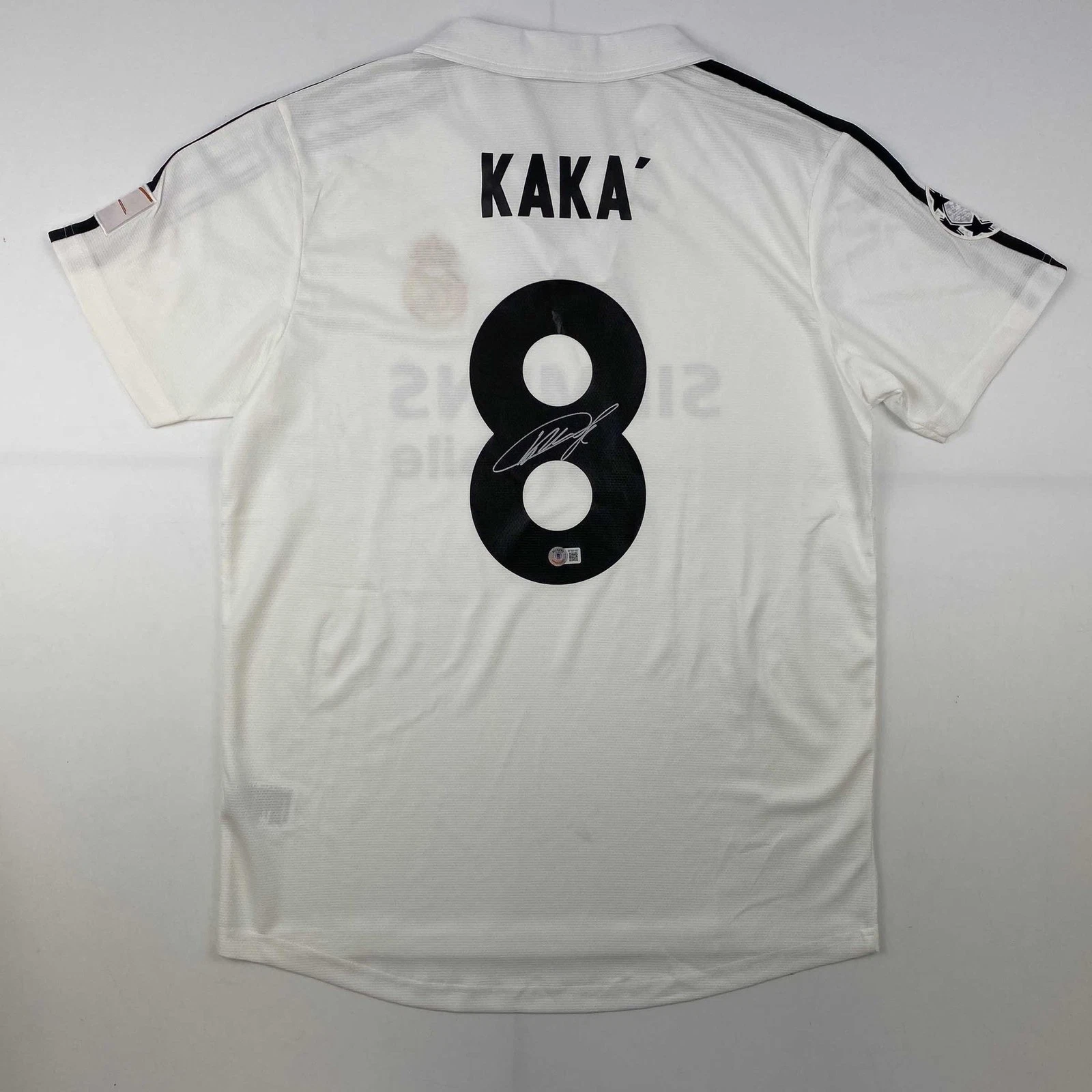 Autoed/Signed Ricardo Kaka Real Madrid White Futbol Jersey Beckett BAS COA