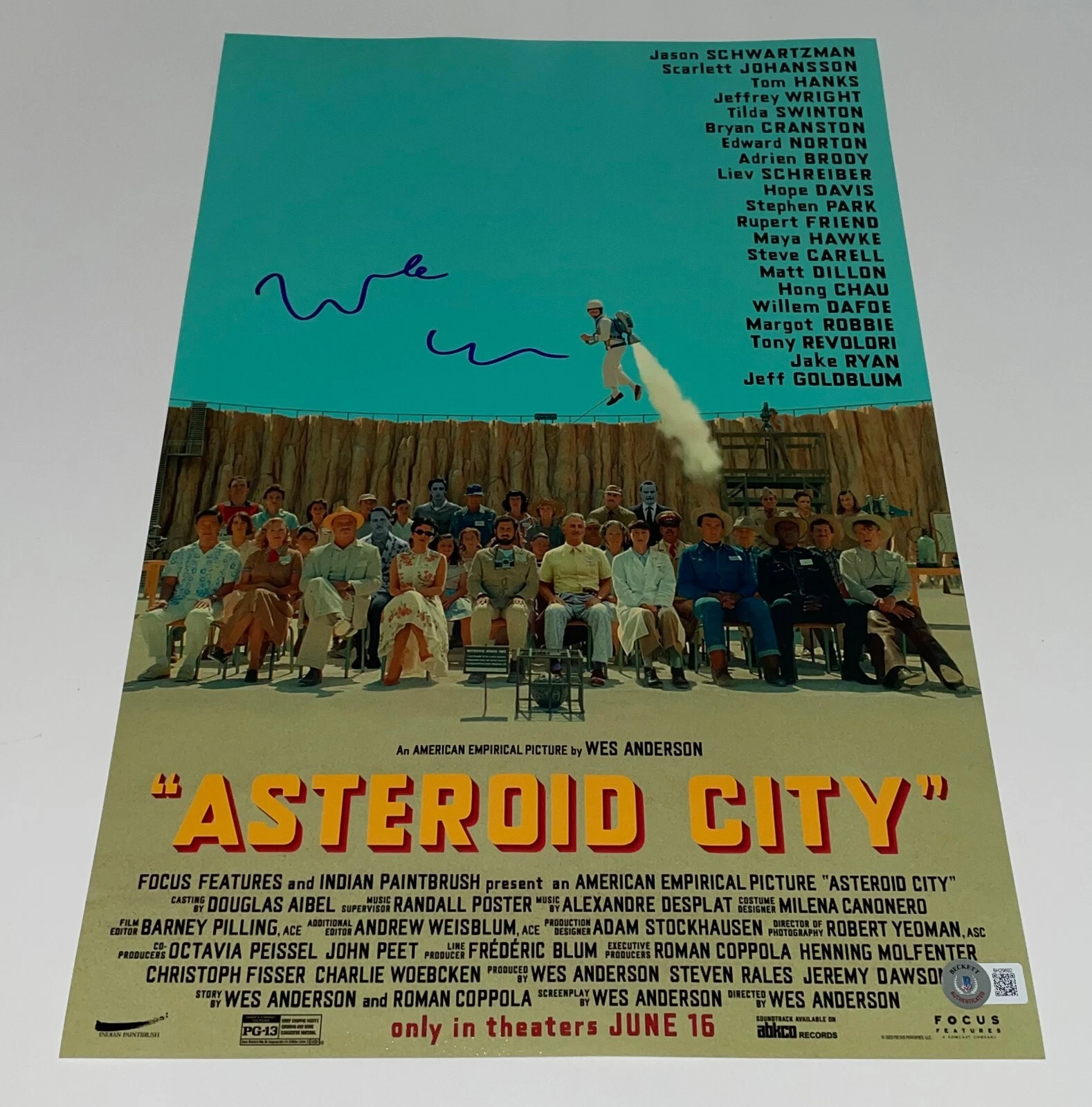 WES ANDERSON SIGNED AUTOGRAPH ASTEROID CITY 12×18 PHOTO POSTER PROOF BECKETT BAS COLLECTIBLE MEMORABILIA