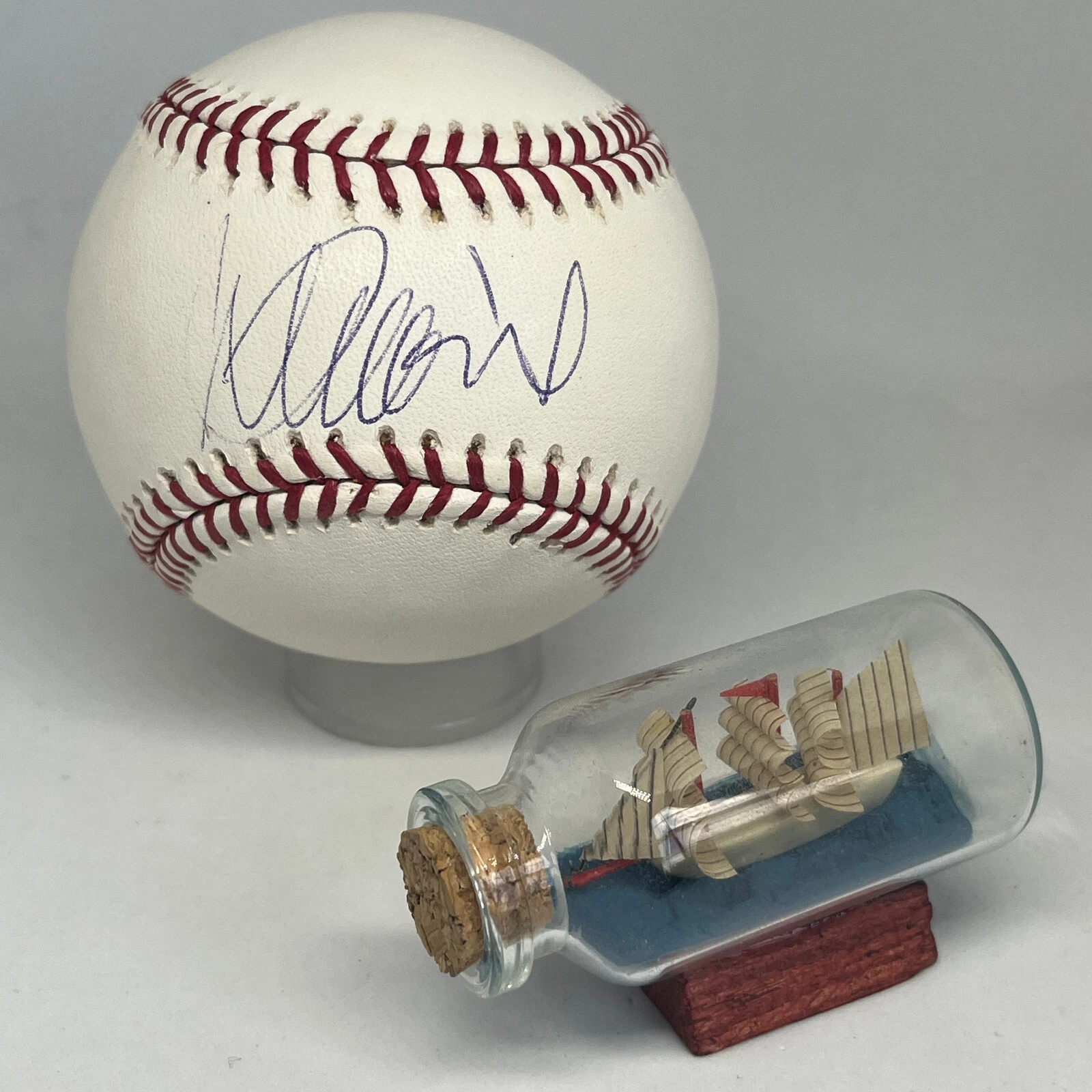 Ichiro Suzuki signed Rawlings OML Baseball JSA Mariners HOF Vintage Auto A3517