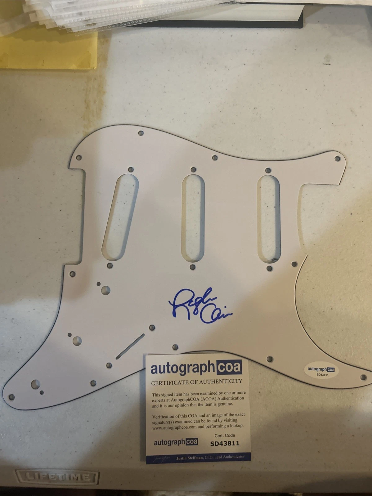 LOGAN CAIN “ CAIN BAND” SIGNED AUTOGRAPH STRAT PICKGUARD ACOA GUITAR CHRISTIAN