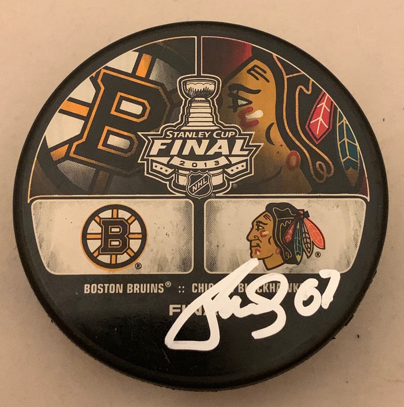 Michael Frolik Chicago Blackhawks signed 2013 Stanley Cup Final Dueling puck