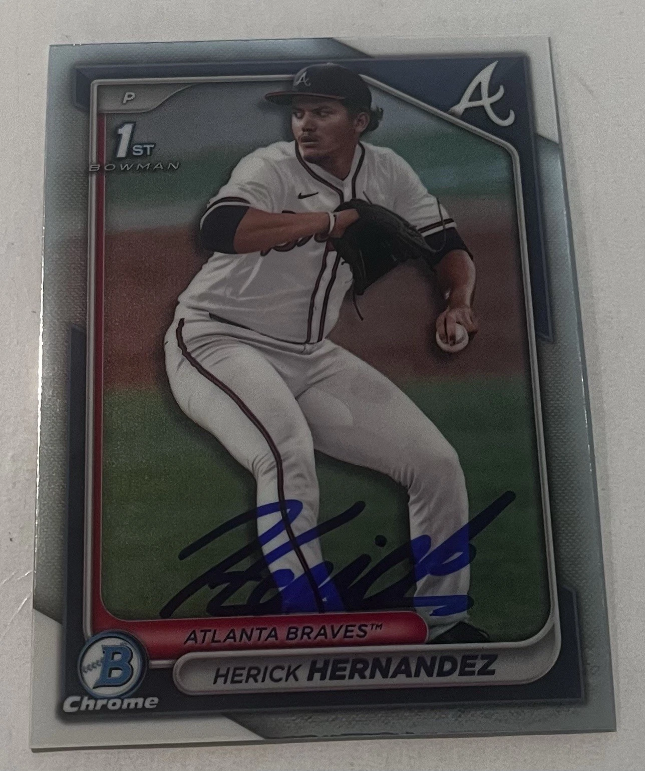 HERICK HERNANDEZ SIGNED 2024 BOWMAN DRAFT CHROME PROSPECT BASEBALL CARD AUTO