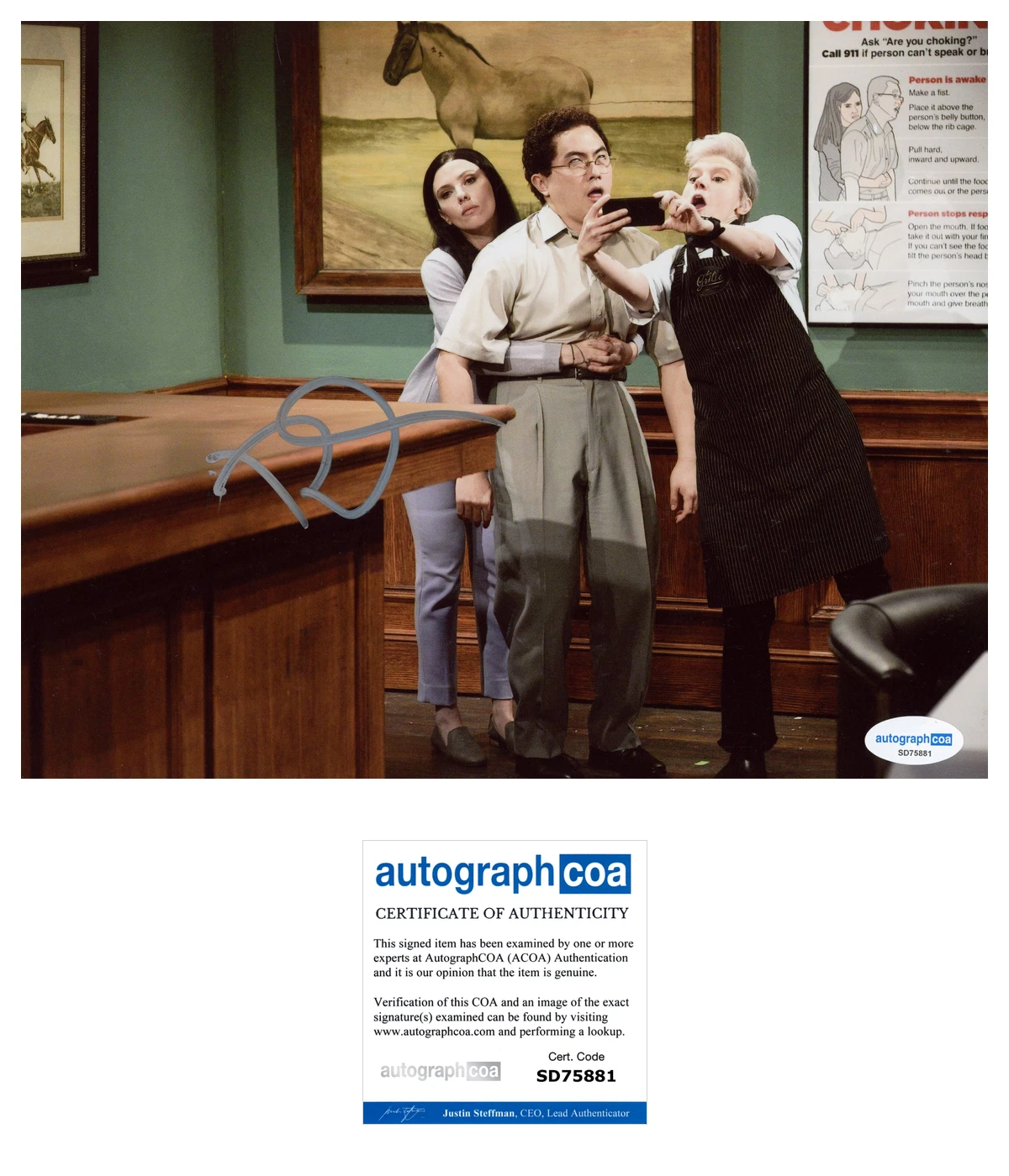 Bowen Yang 'Saturday Night Live' Signed 8x10 Photo ACOA SNL