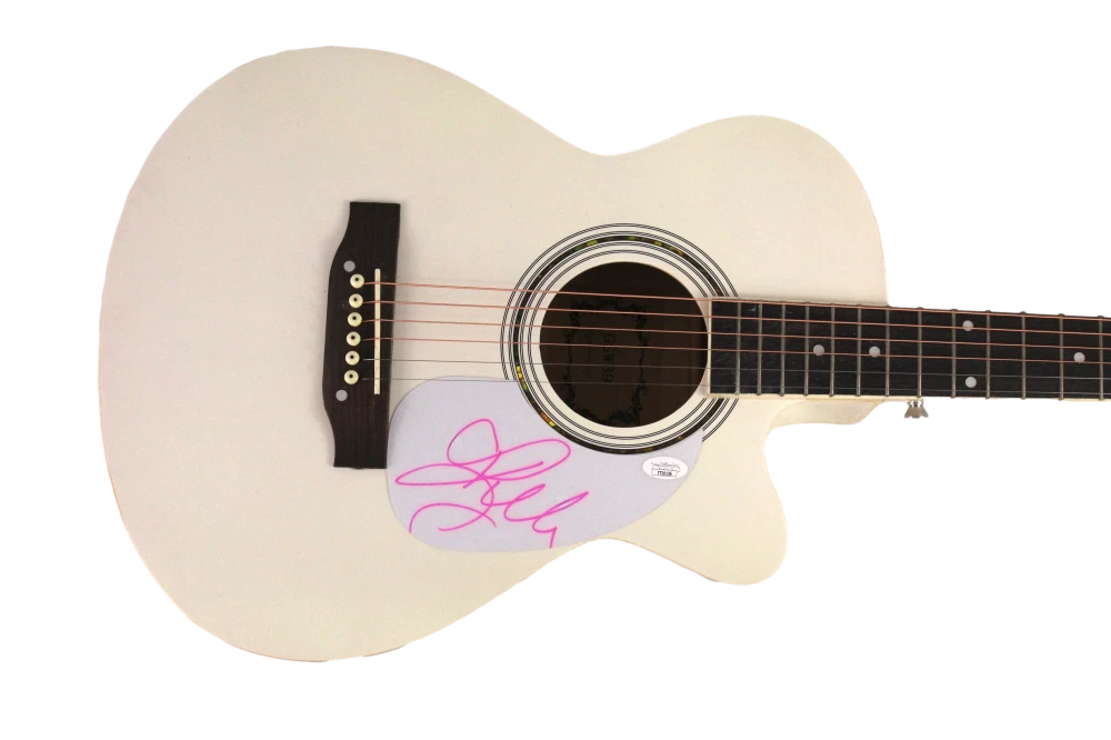 KELLY CLARKSON SIGNED AUTOGRAPH FULL SIZE ACOUSTIC GUITAR BREAKAWAY STRONGER JSA