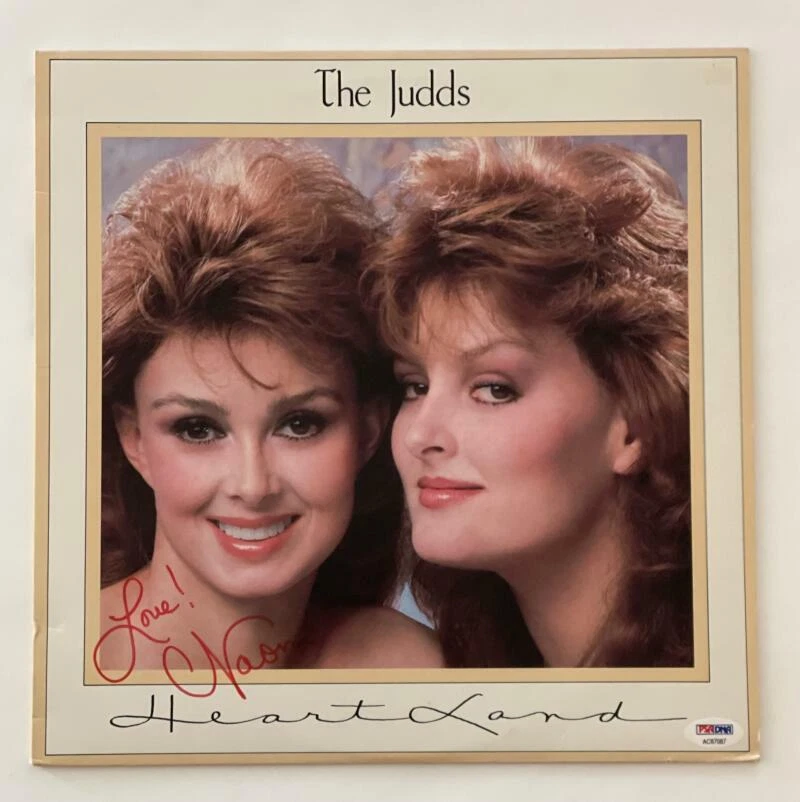 NAOMI JUDD SIGNED AUTOGRAPH ALBUM VINYL RECORD THE JUDDS HEARTLAND W/ PSA COA