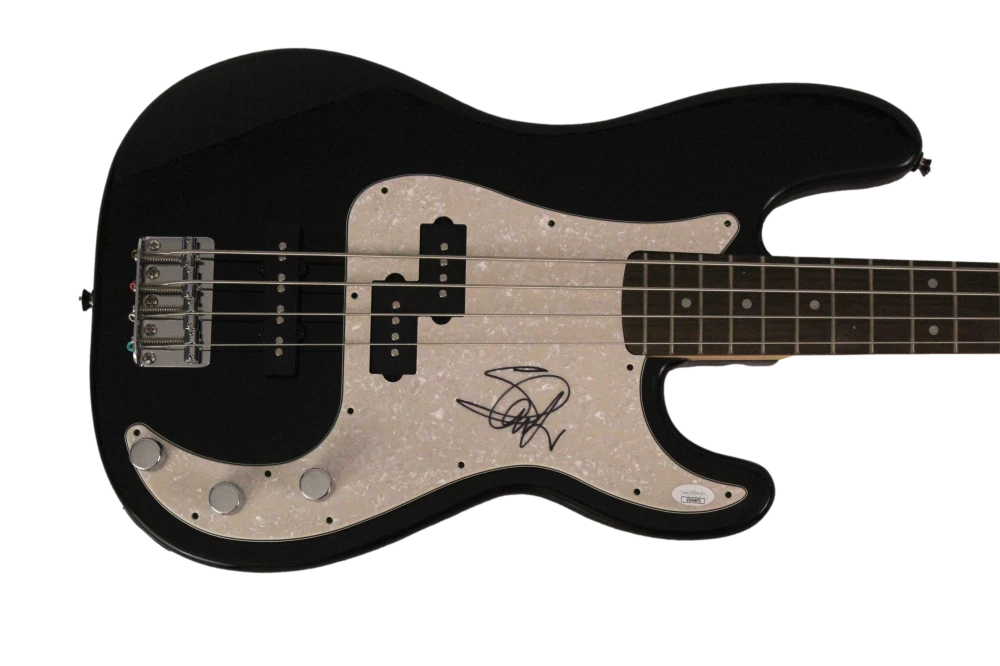 STEVE HARRIS SIGNED AUTOGRAPH FENDER ELECTRIC BASS GUITAR - IRON MAIDEN JSA COA