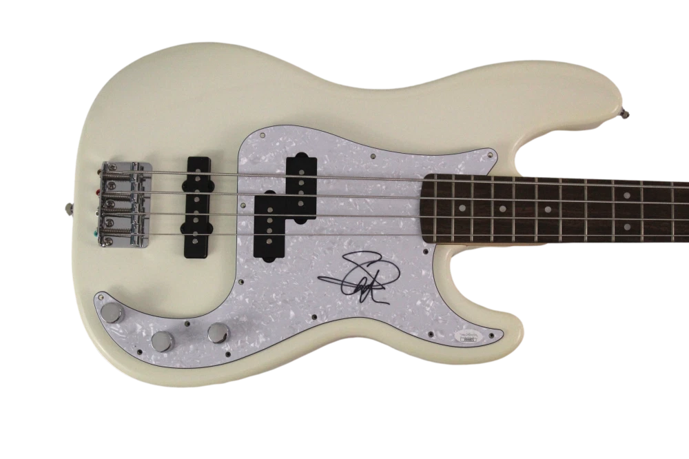 STEVE HARRIS SIGNED AUTOGRAPH WHITE FENDER ELECTRIC BASS GUITAR  IRON MAIDEN JSA