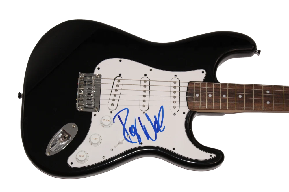 ROGER WATERS SIGNED AUTOGRAPH BLK FENDER ELECTRIC GUITAR PINK FLOYD THE WALL JSA