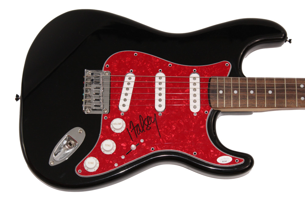 HALSEY SIGNED AUTOGRAPH FULL SIZE BLACK FENDER ELECTRIC GUITAR - MANIC  JSA COA