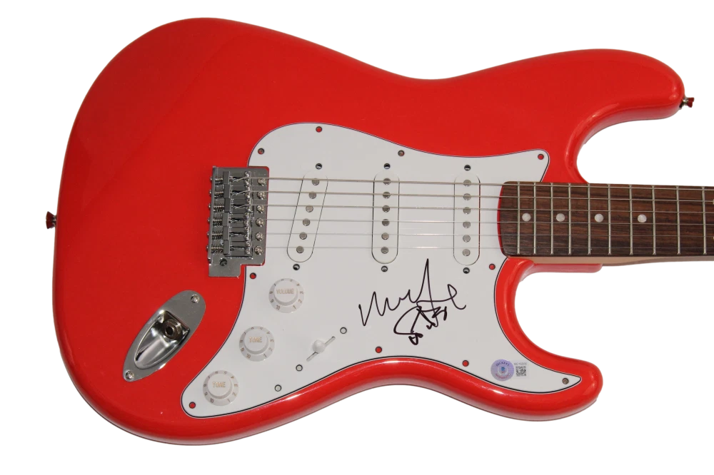 TREY ANASTASIO MIKE GORDON SIGNED AUTOGRAPH FENDER ELECTRIC GUITAR PHISH BECKETT
