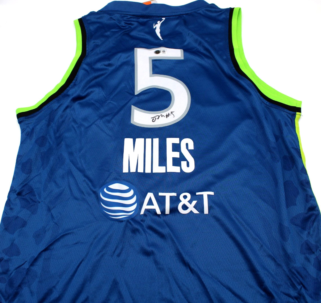 Olivia Miles Signed Minnesota Lynx Large Jersey W/Beckett BAS COA BY018637