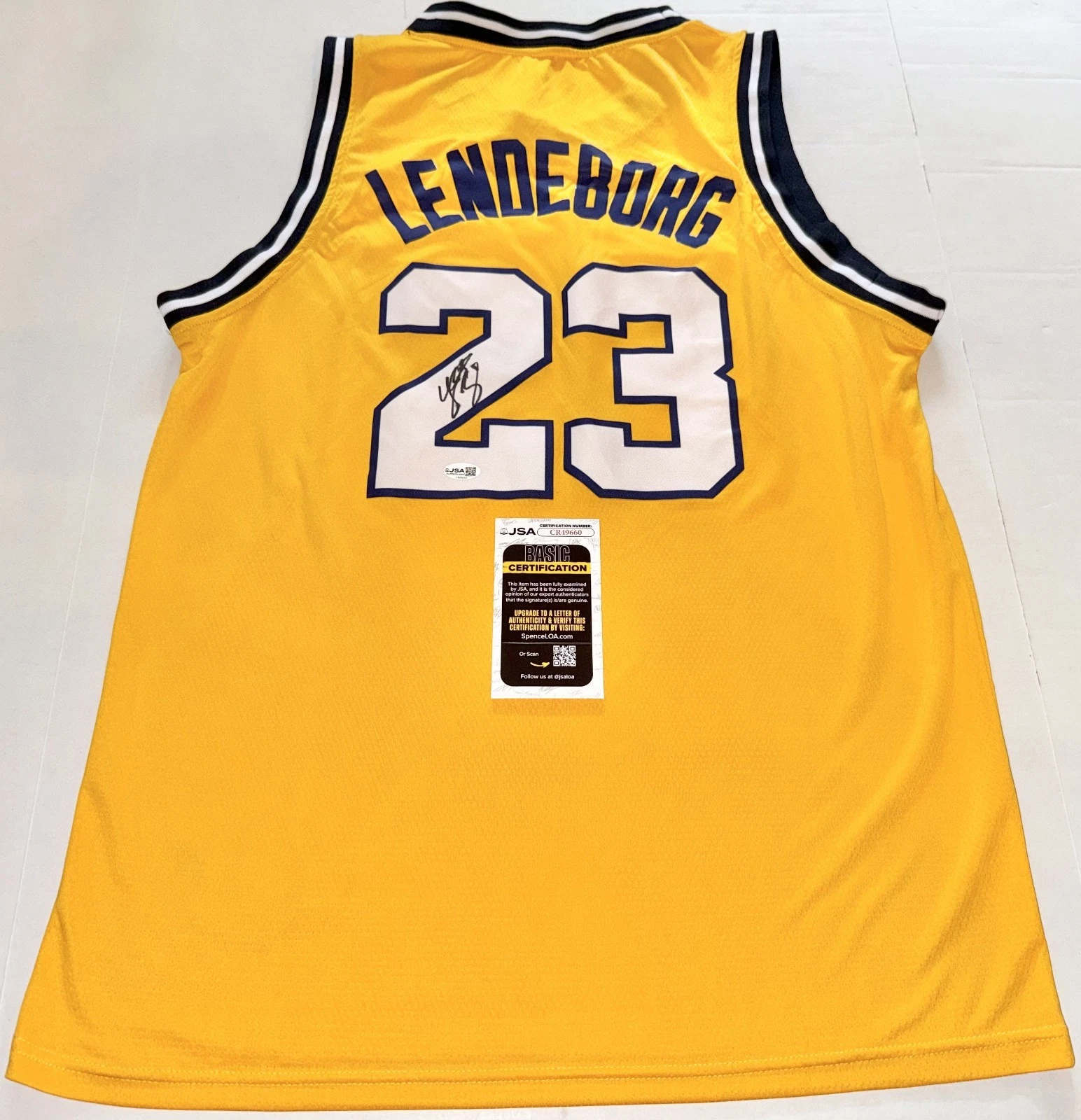 Yaxel Lendeborg signed Michigan Wolverines jersey autographed JSA