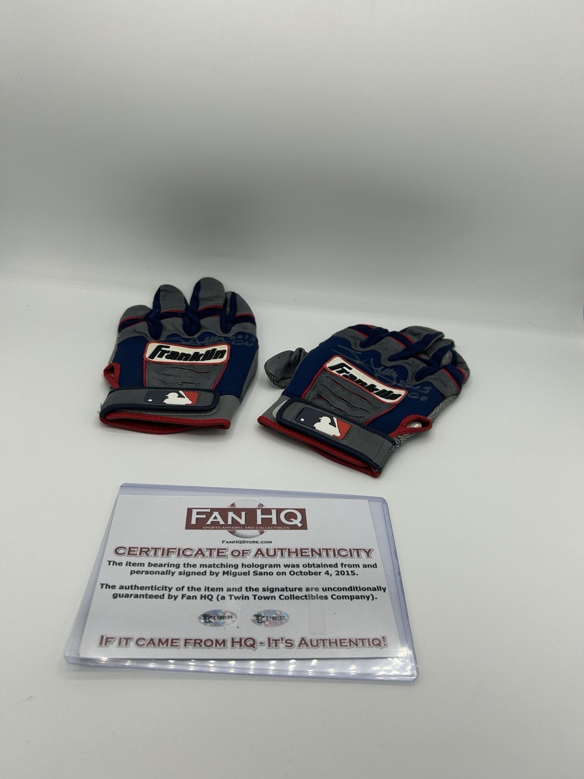 Miguel Sano Signed & Game Worn 2015 Gloves Minnesota Twins MLB Baseball COA