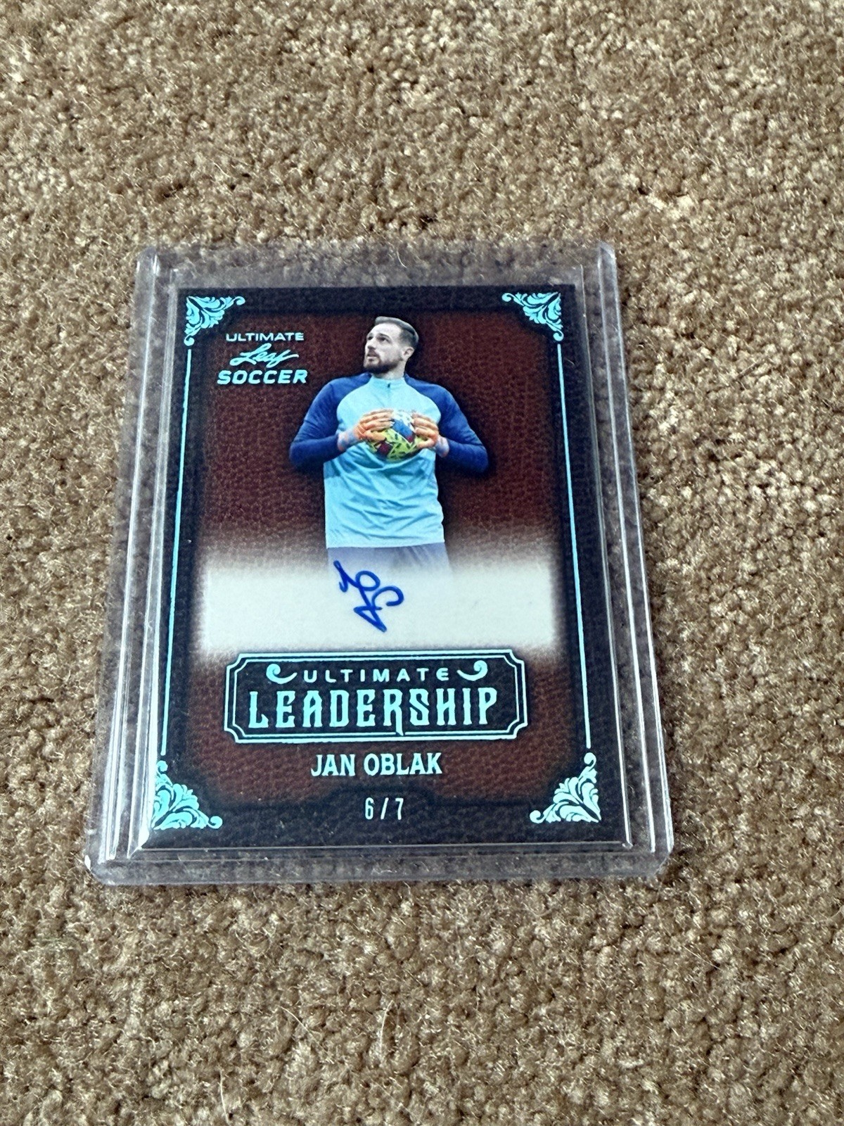 2022 Leaf Ultimate Soccer Jan Oblak Ultimate Leadership Auto Teal #6/7 L-JO1