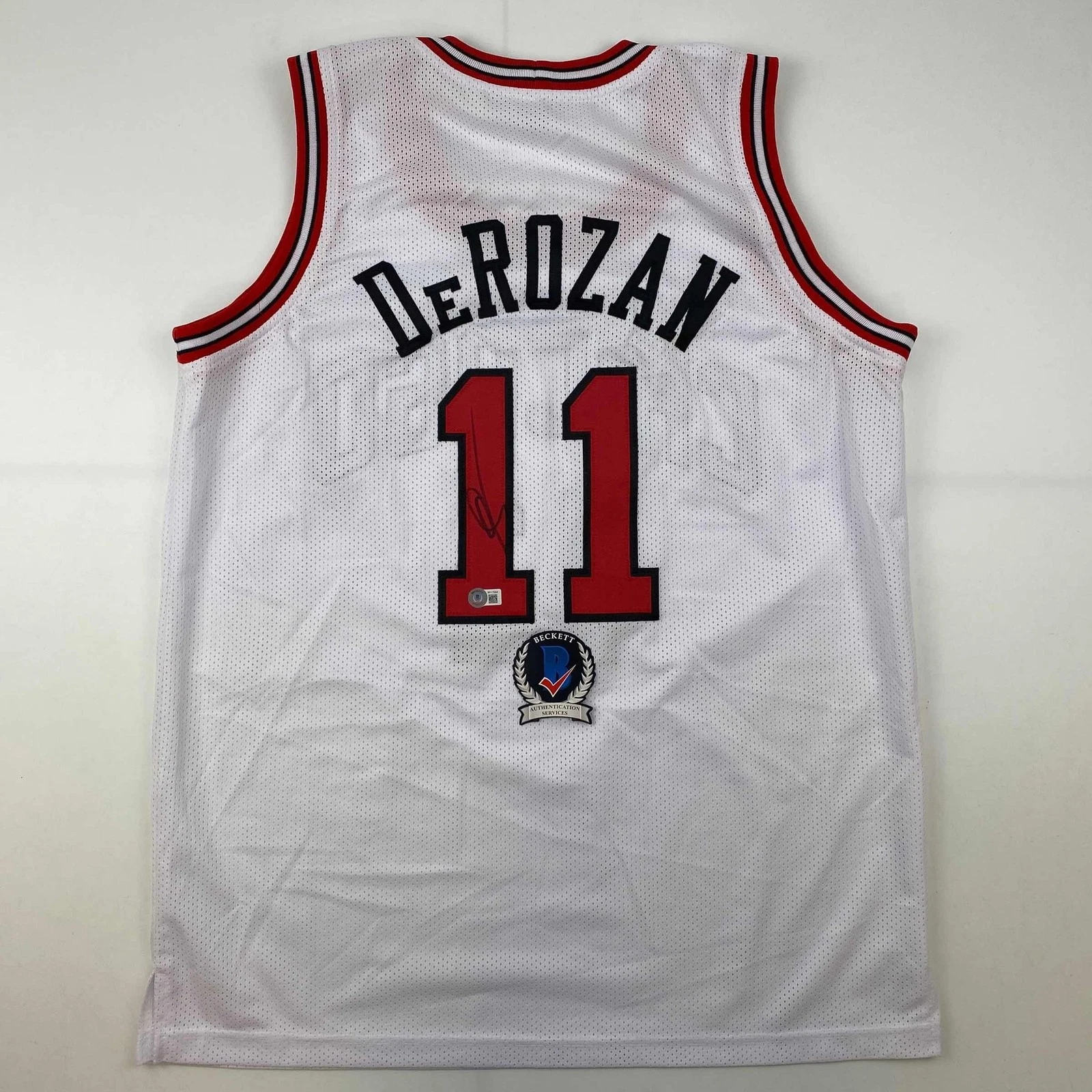 Autographed/Signed DeMar DeRozan Chicago White Jersey Beckett BAS COA